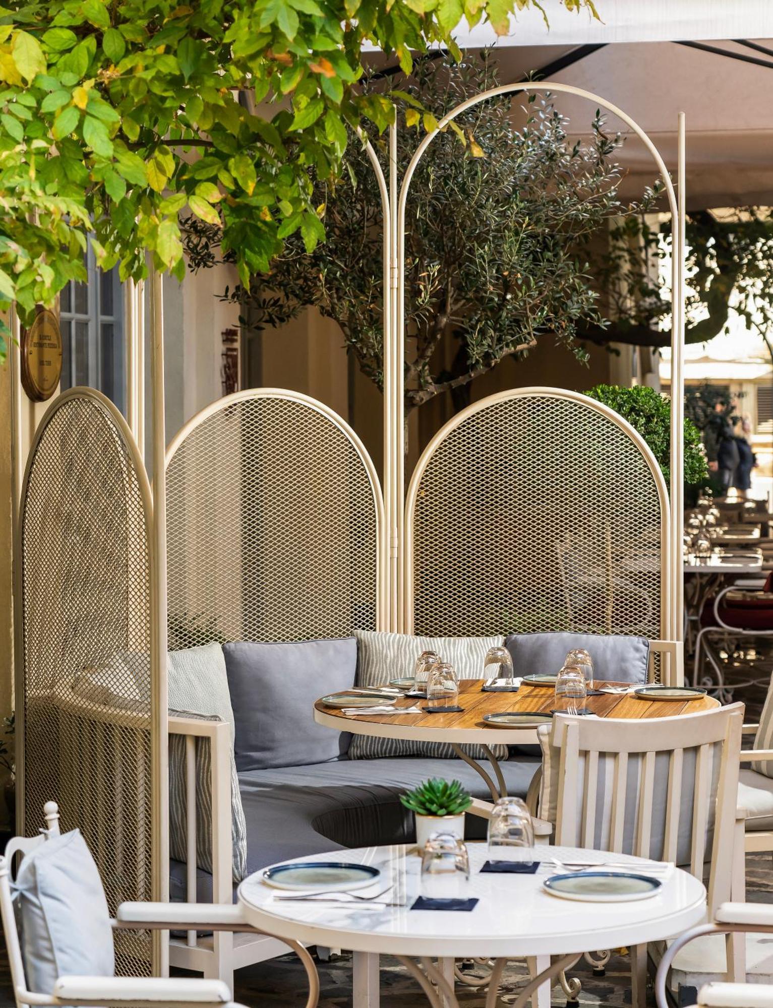 Ecole St. Pierre Hotel Stambuł Zewnętrze zdjęcie
