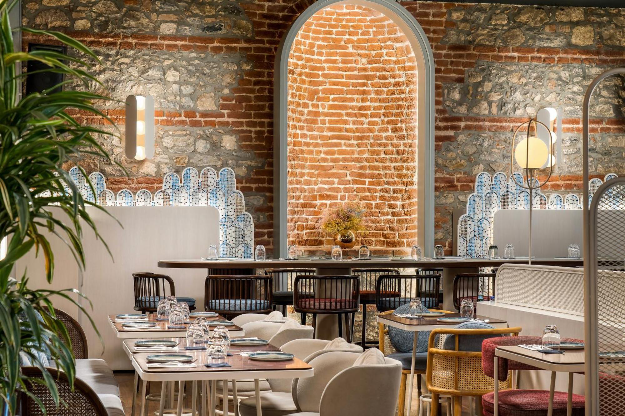 Ecole St. Pierre Hotel Stambuł Zewnętrze zdjęcie