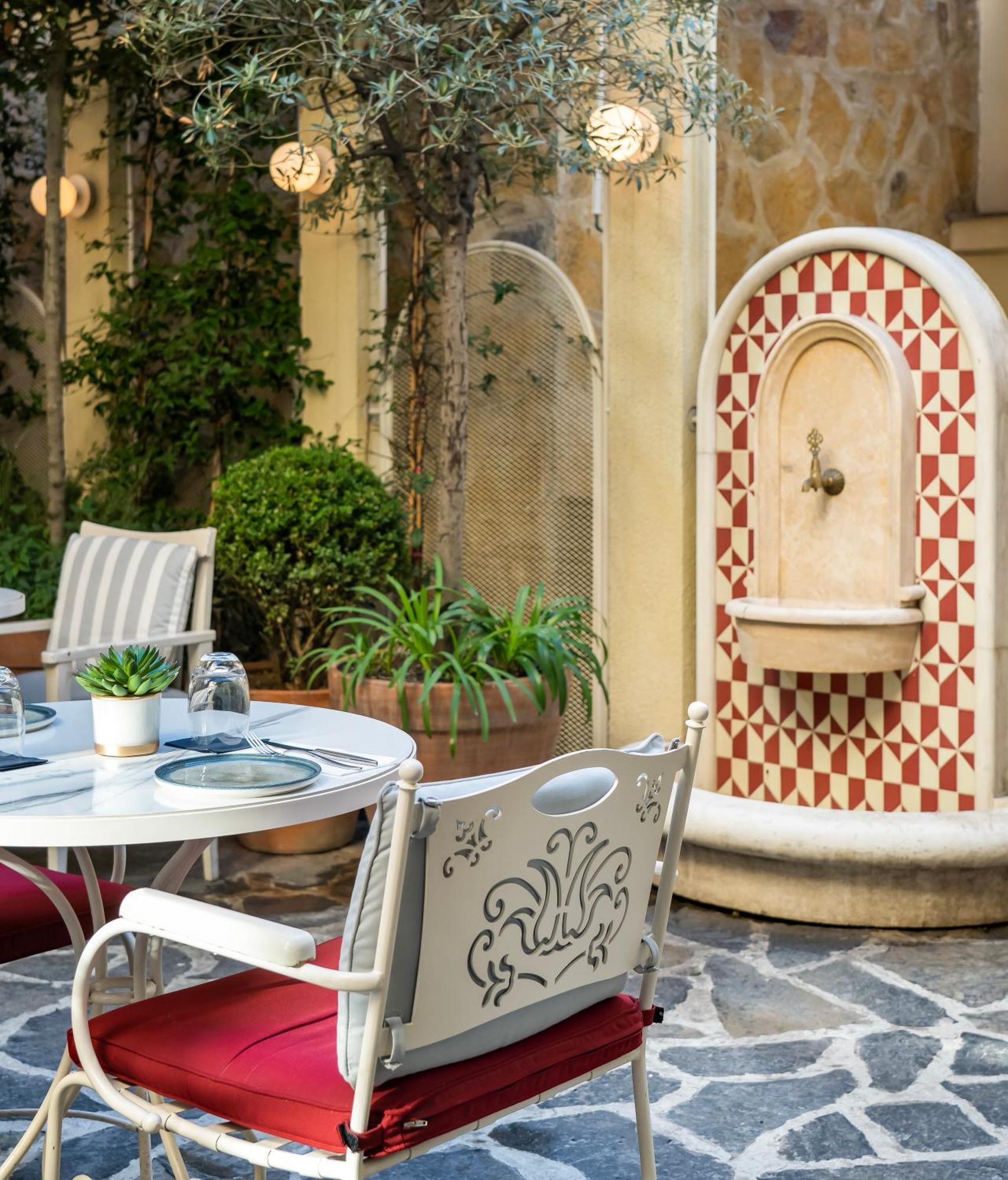 Ecole St. Pierre Hotel Stambuł Zewnętrze zdjęcie