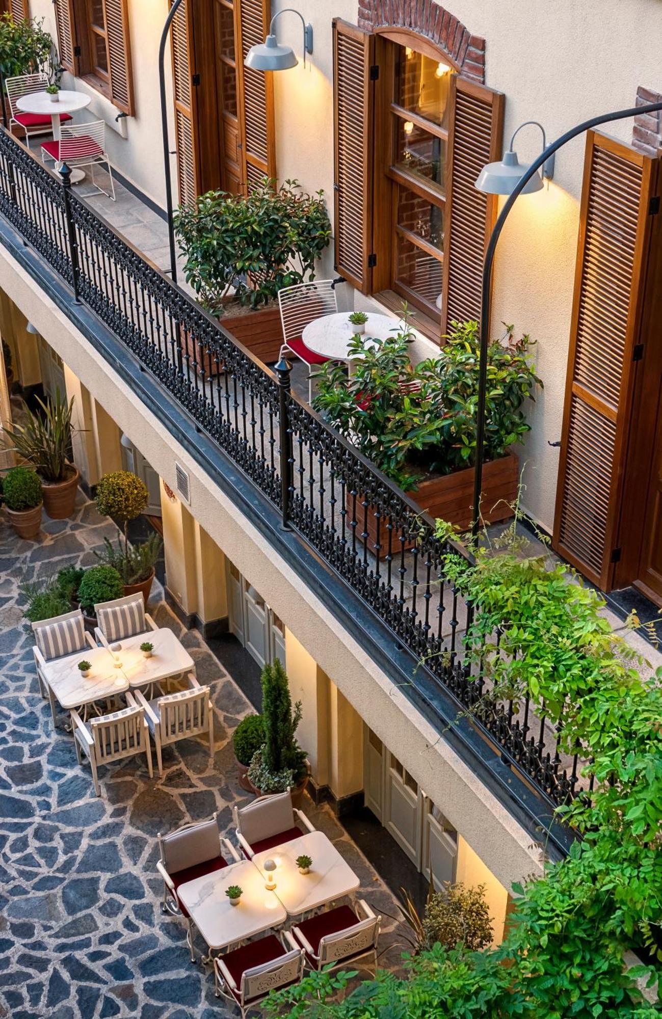 Ecole St. Pierre Hotel Stambuł Zewnętrze zdjęcie