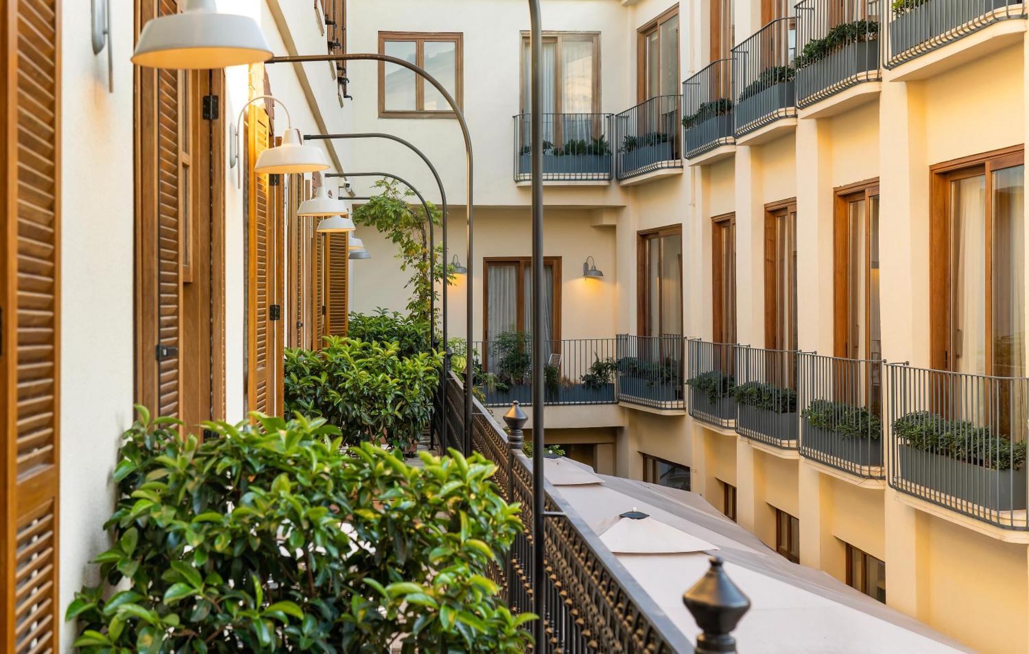 Ecole St. Pierre Hotel Stambuł Zewnętrze zdjęcie