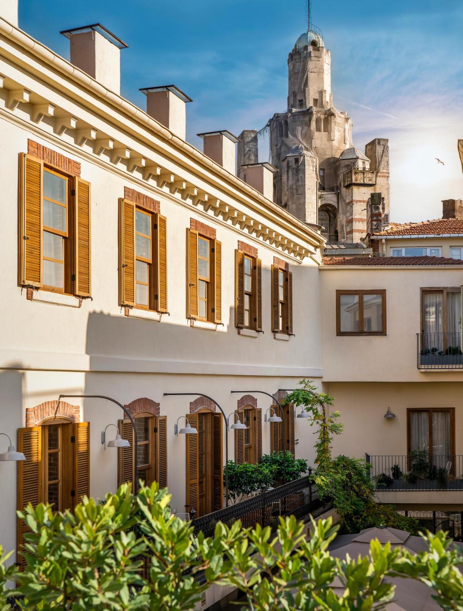 Ecole St. Pierre Hotel Stambuł Zewnętrze zdjęcie