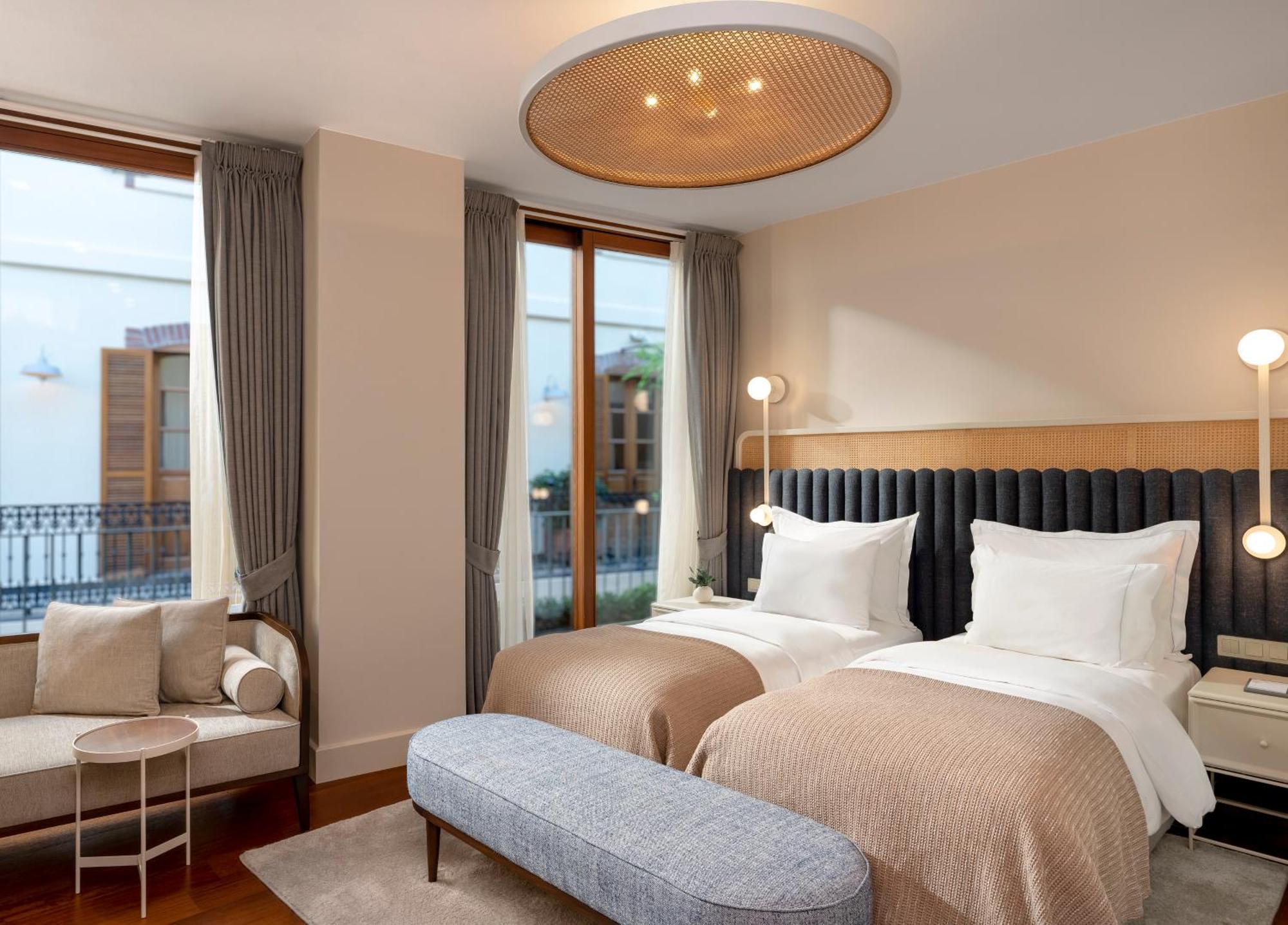Ecole St. Pierre Hotel Stambuł Zewnętrze zdjęcie