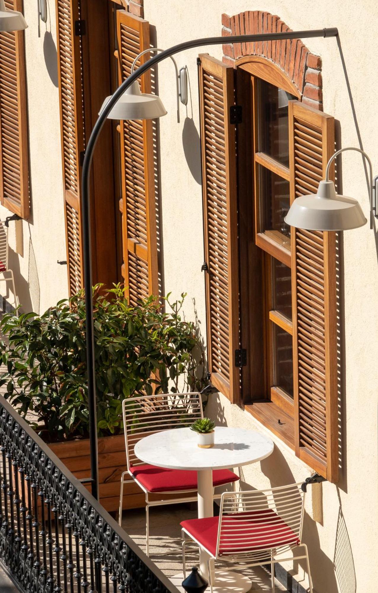 Ecole St. Pierre Hotel Stambuł Zewnętrze zdjęcie