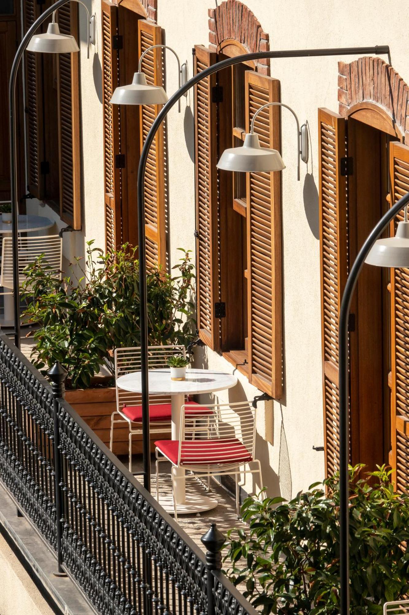 Ecole St. Pierre Hotel Stambuł Zewnętrze zdjęcie