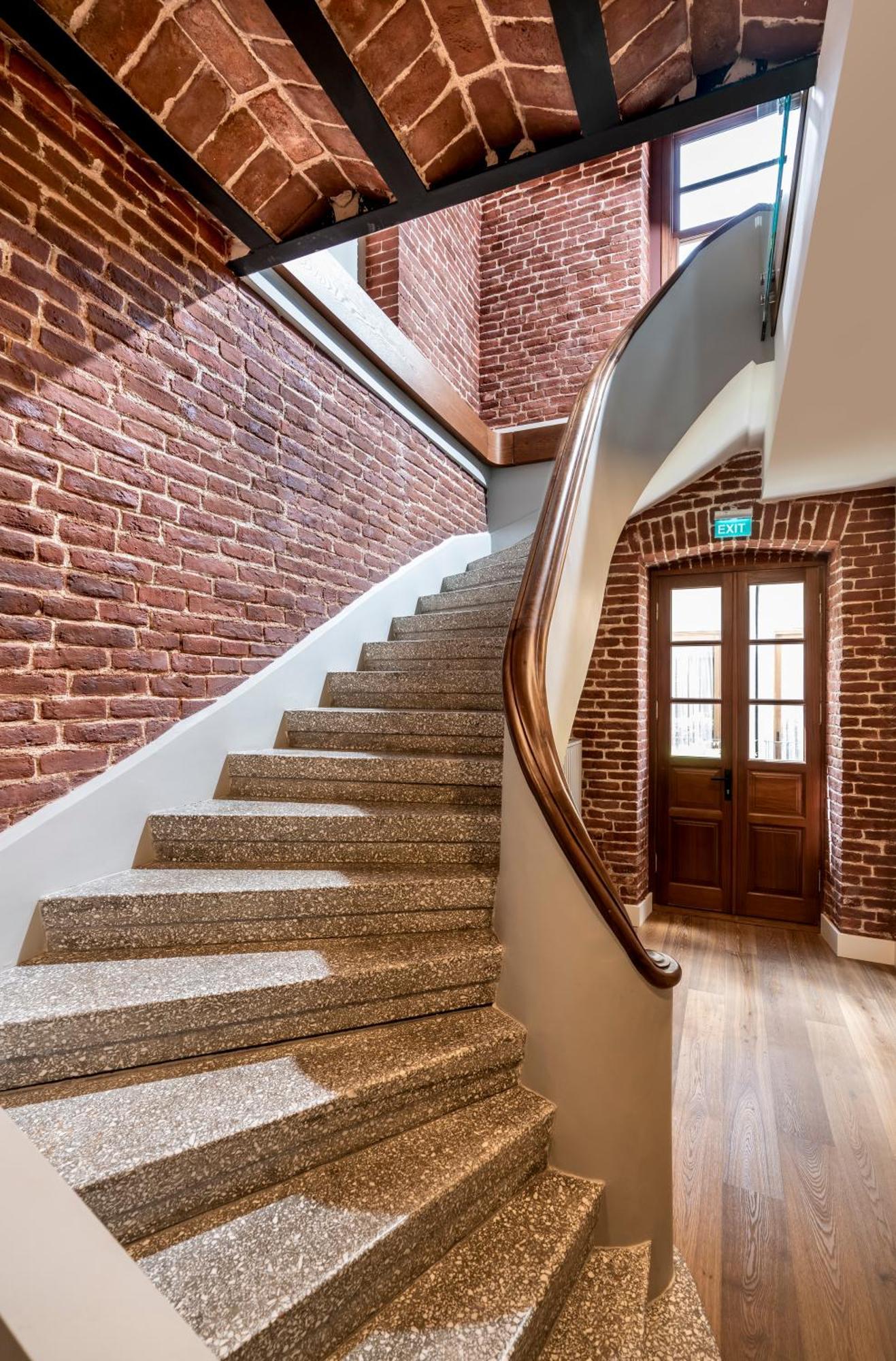 Ecole St. Pierre Hotel Stambuł Zewnętrze zdjęcie
