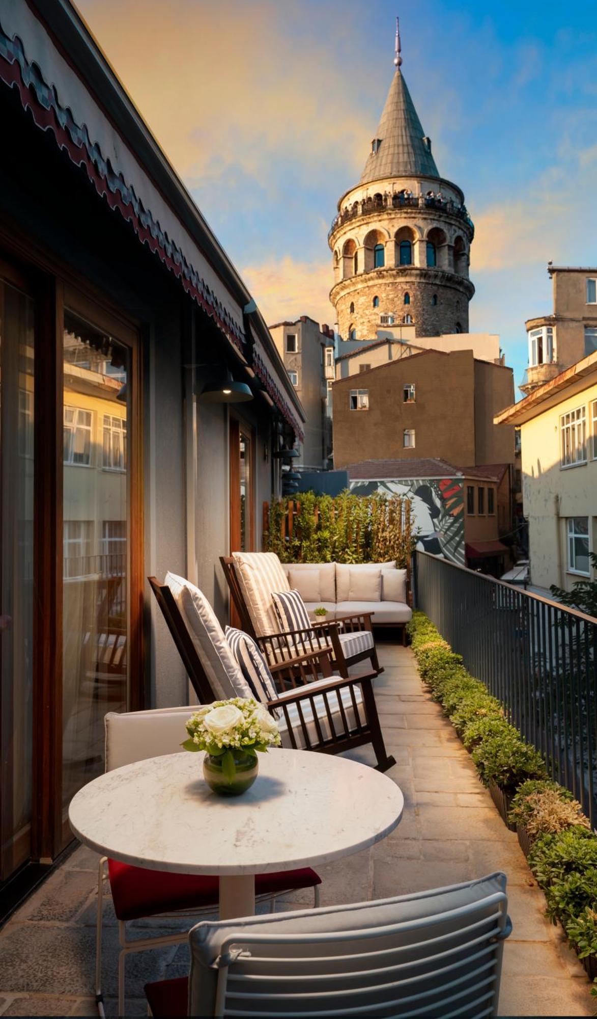Ecole St. Pierre Hotel Stambuł Zewnętrze zdjęcie