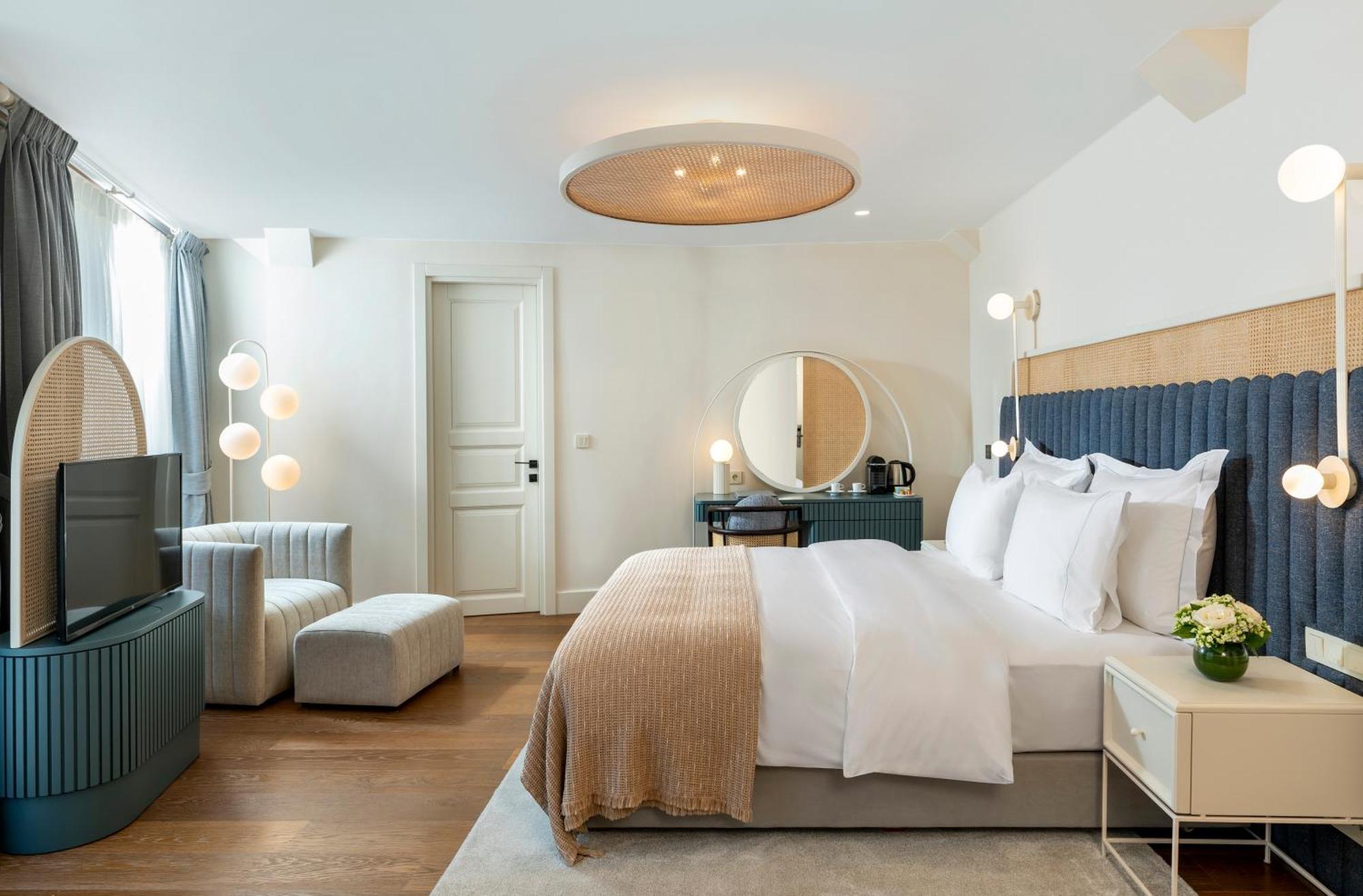 Ecole St. Pierre Hotel Stambuł Zewnętrze zdjęcie