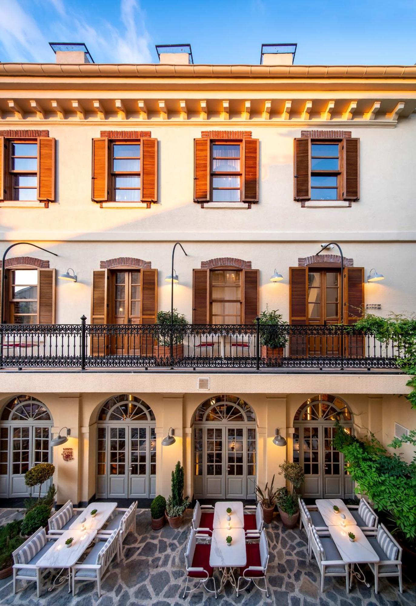 Ecole St. Pierre Hotel Stambuł Zewnętrze zdjęcie